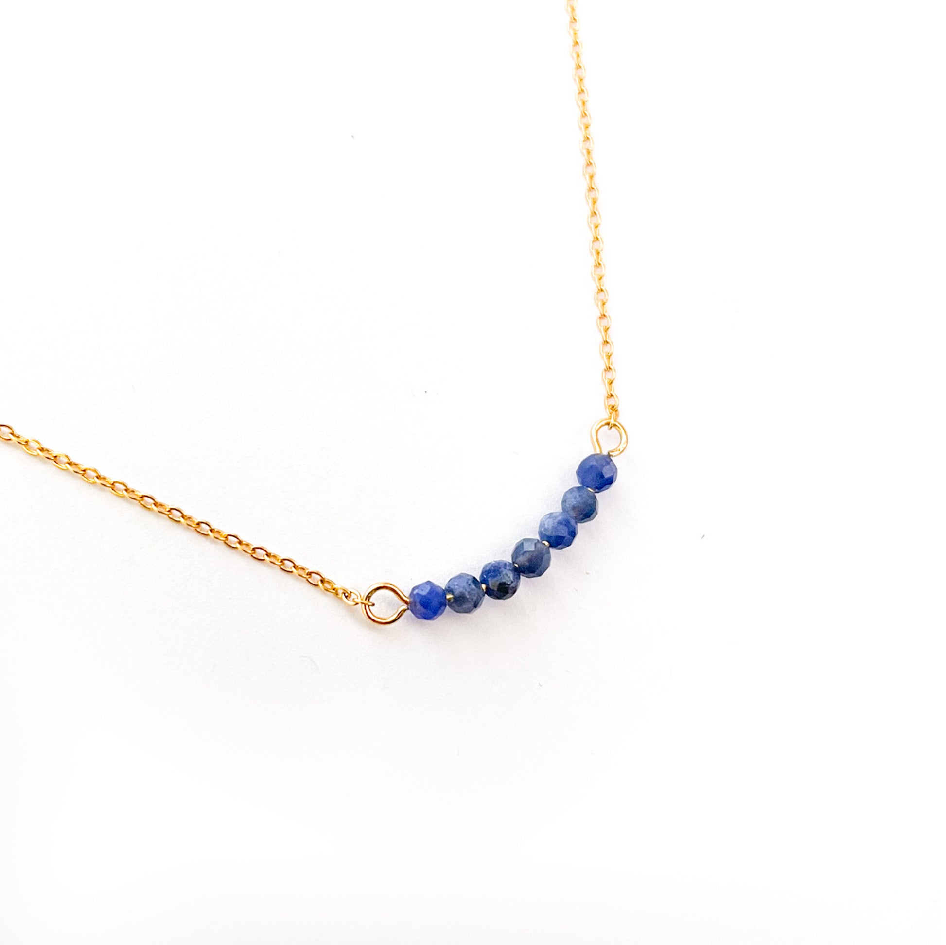 Collier multiple sodalite lithothérapie en acier inoxydable or détail