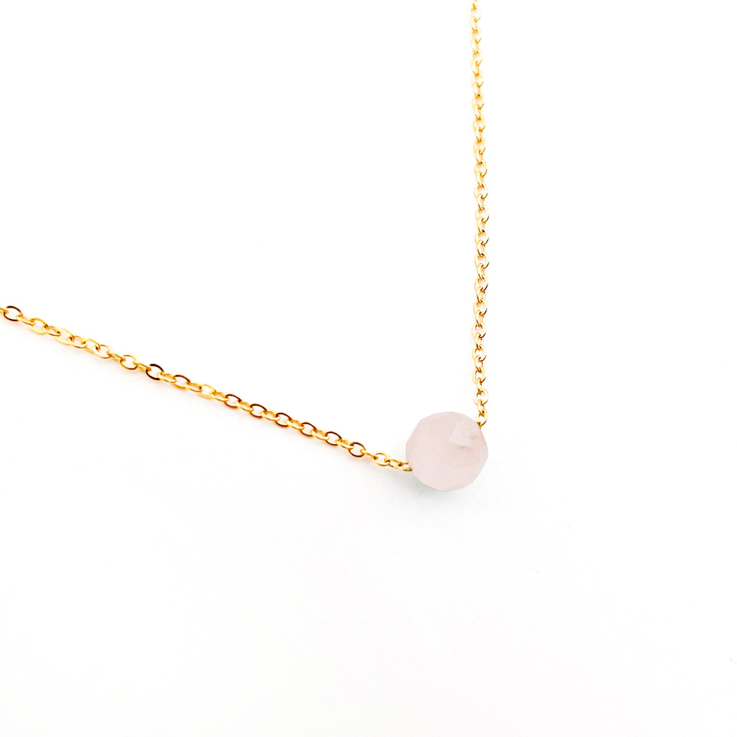 Collier pierre quartz rose lithothérapie en acier inoxydable or détail